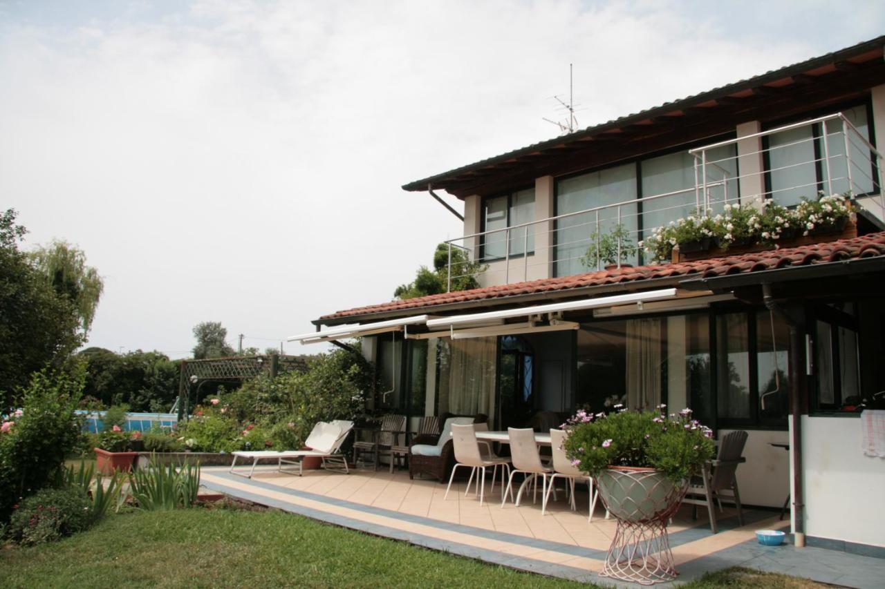 B&B - Villa Arzilla Tonfano Esterno foto